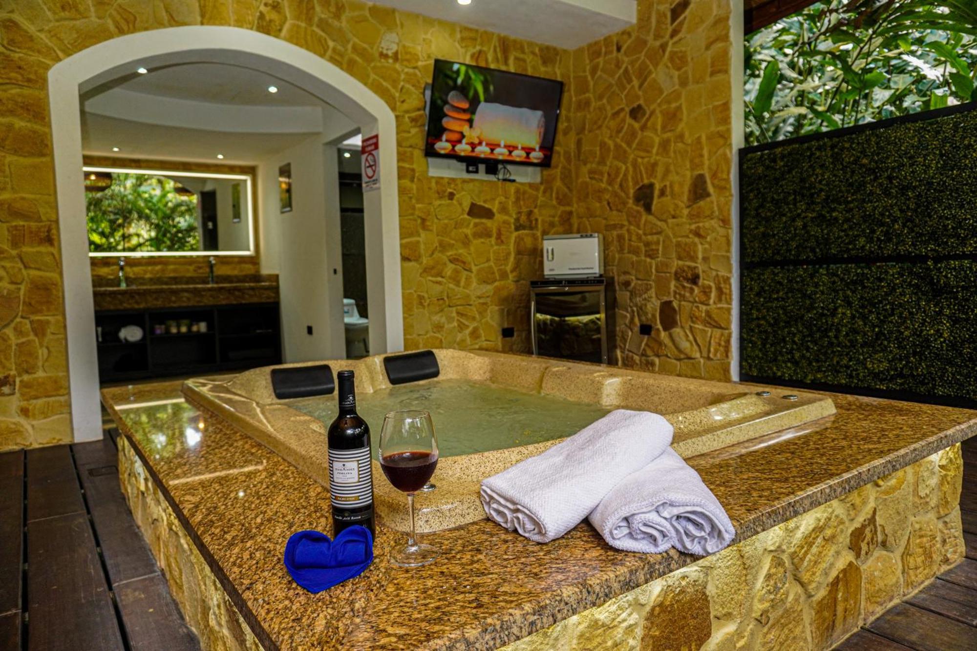 Palo Alto Glamping Hotel Quesada  Eksteriør billede